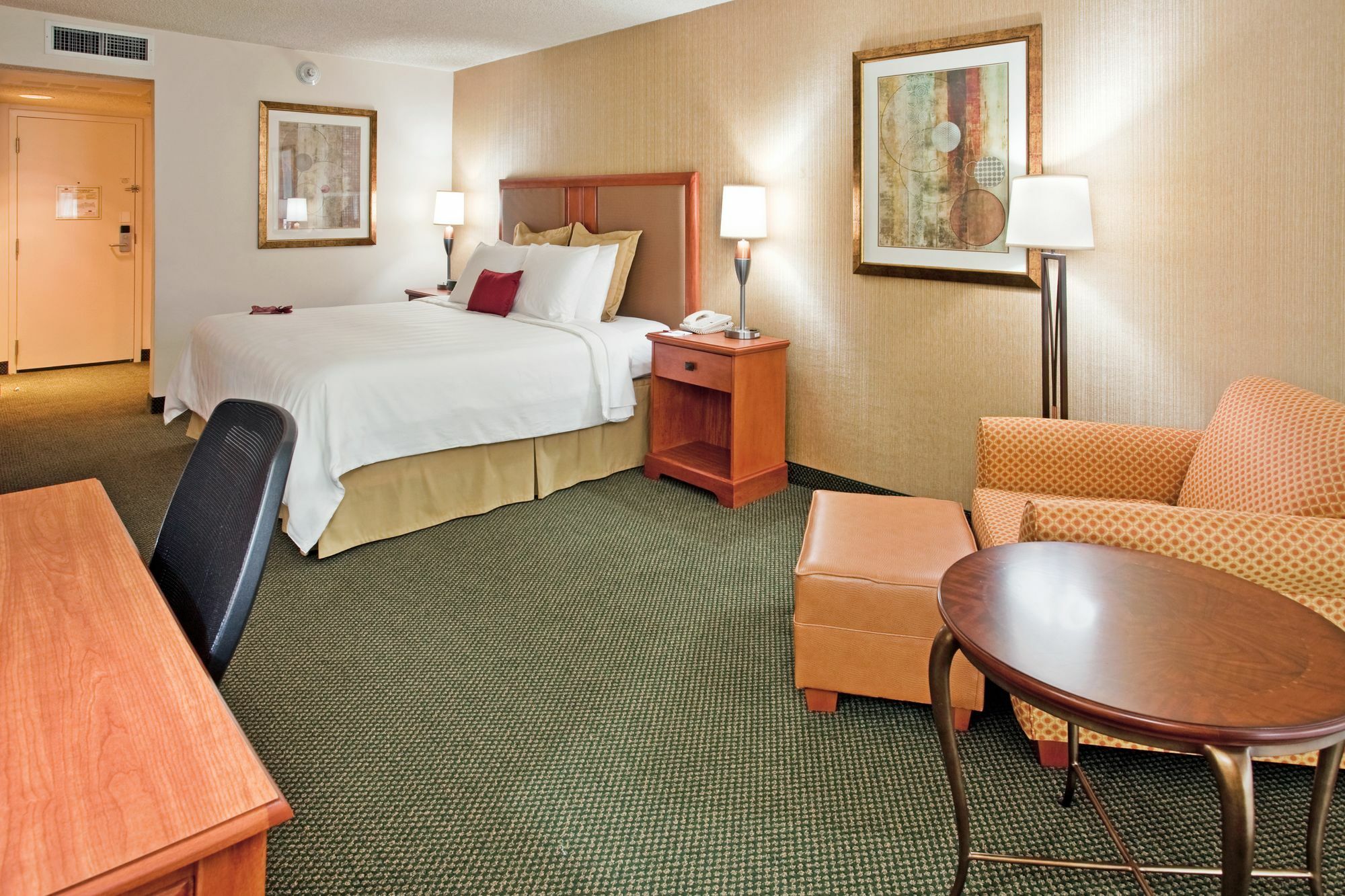 Radisson Hotel Lenexa Overland Park Exterior photo